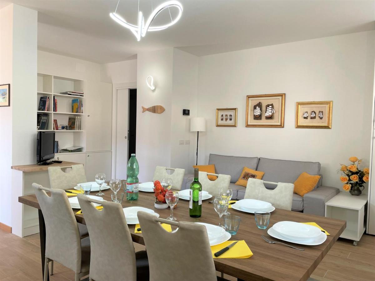 Giorni Felici Tutto Nuovo, Giardino, Parcheggio Apartment Verbania Luaran gambar
