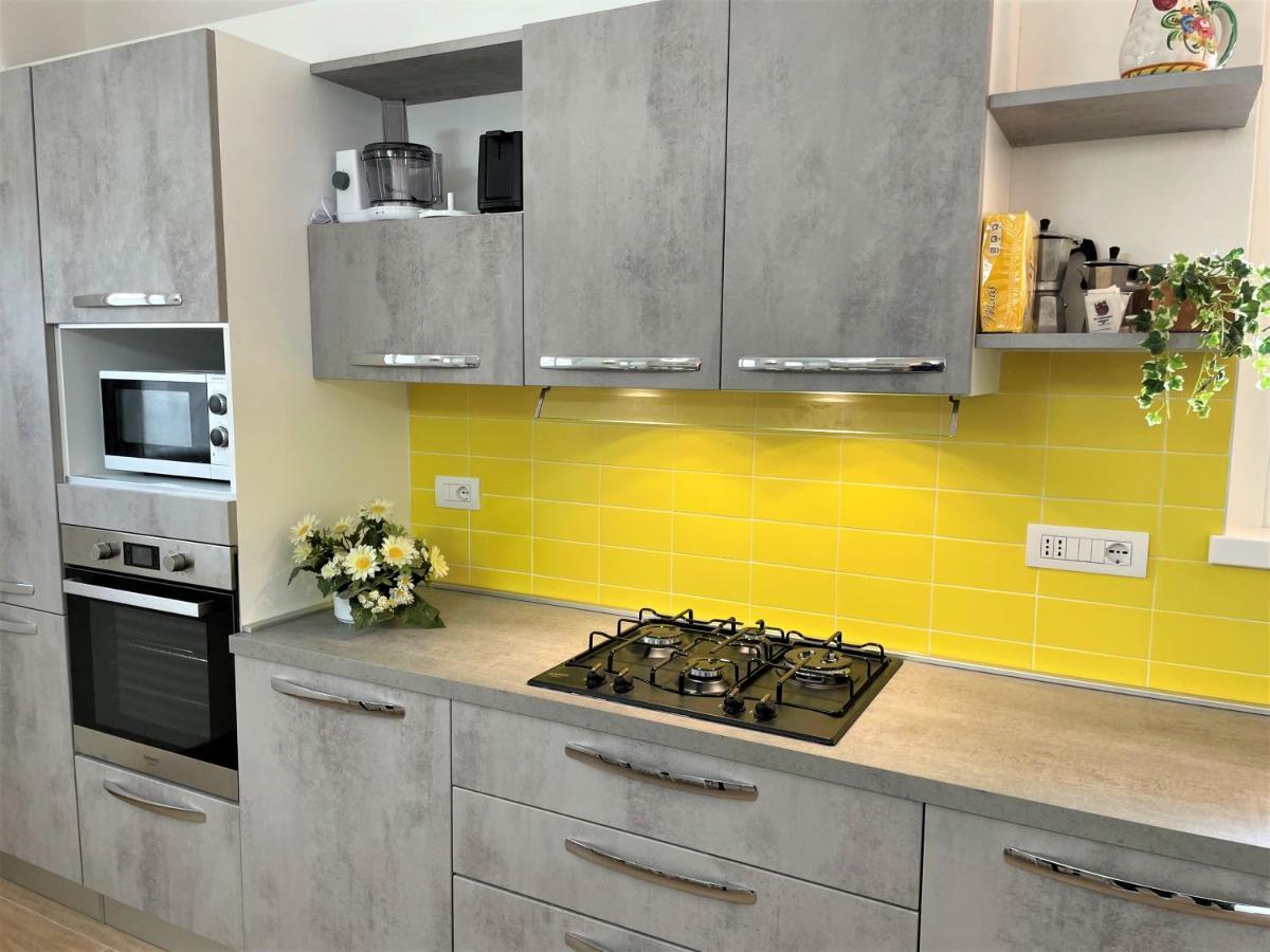 Giorni Felici Tutto Nuovo, Giardino, Parcheggio Apartment Verbania Luaran gambar