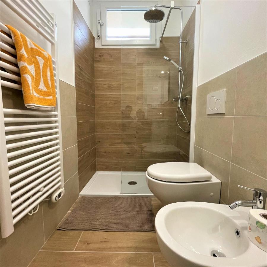 Giorni Felici Tutto Nuovo, Giardino, Parcheggio Apartment Verbania Luaran gambar