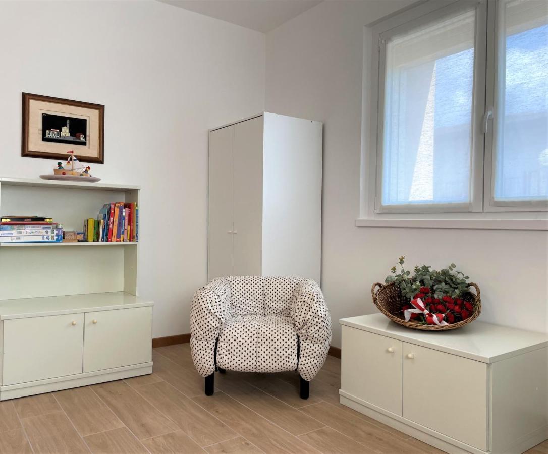 Giorni Felici Tutto Nuovo, Giardino, Parcheggio Apartment Verbania Luaran gambar