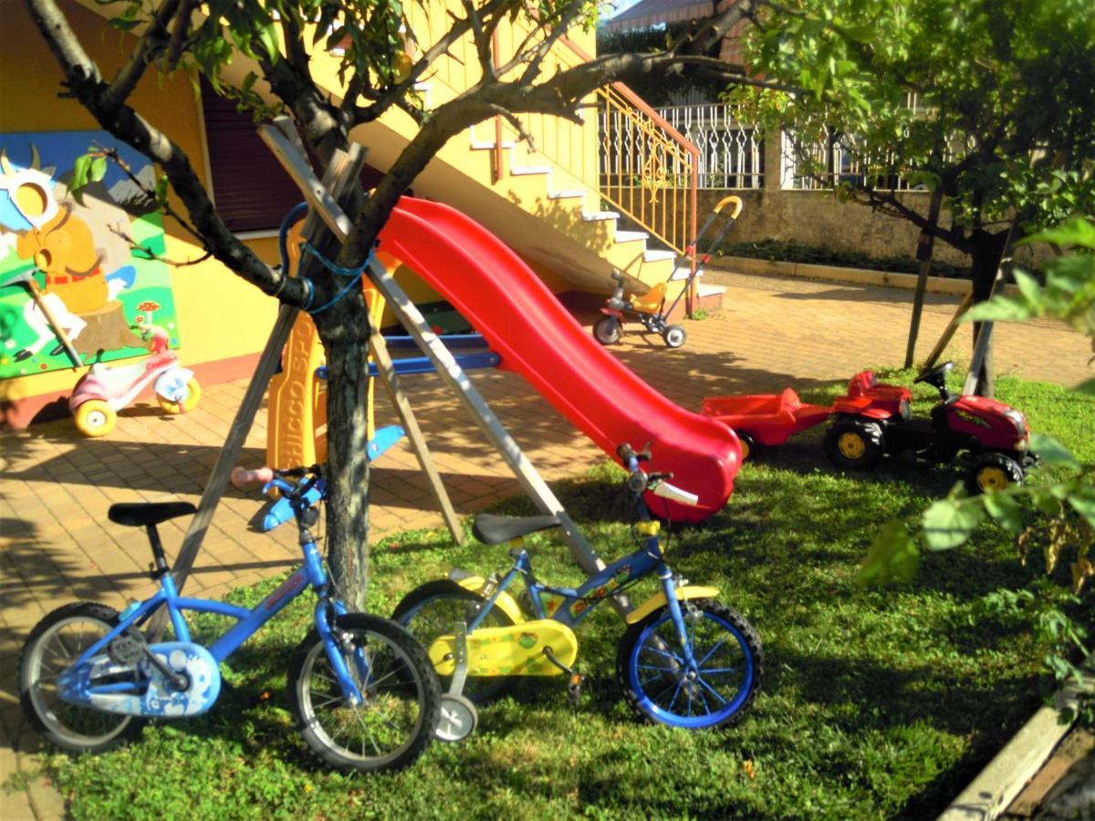 Giorni Felici Tutto Nuovo, Giardino, Parcheggio Apartment Verbania Luaran gambar